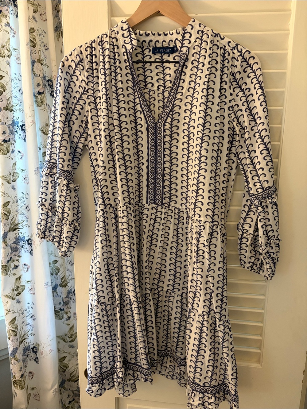 La Plage White & Navy Printed V‑Neck Dress